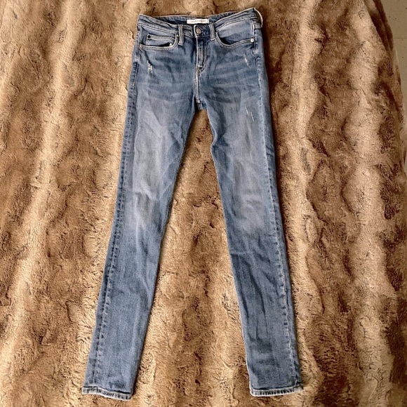Calvin Klein Mid Waist Skinny Fit Jeans - Picture 2 of 7